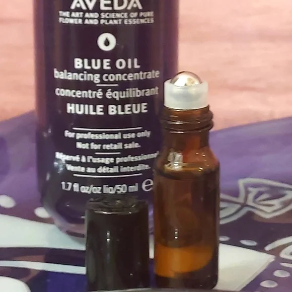1 DAY SALE! RARE Aveda Blue Oil Balancing Concentrate Oil Roller Ball Rollerball - Picture 3 of 5